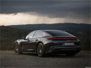 Porsche Panamera 2024