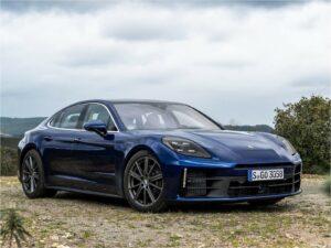 Porsche Panamera 4 2024