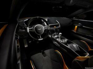 Aston Martin Valiant 2025