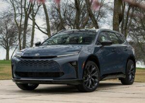 Toyota Crown Signia 2025