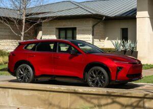 Toyota Crown Signia 2025
