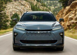 Toyota Crown Signia 2025