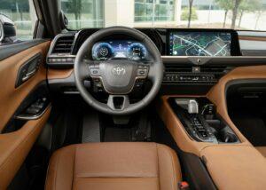 Toyota Crown Signia 2025