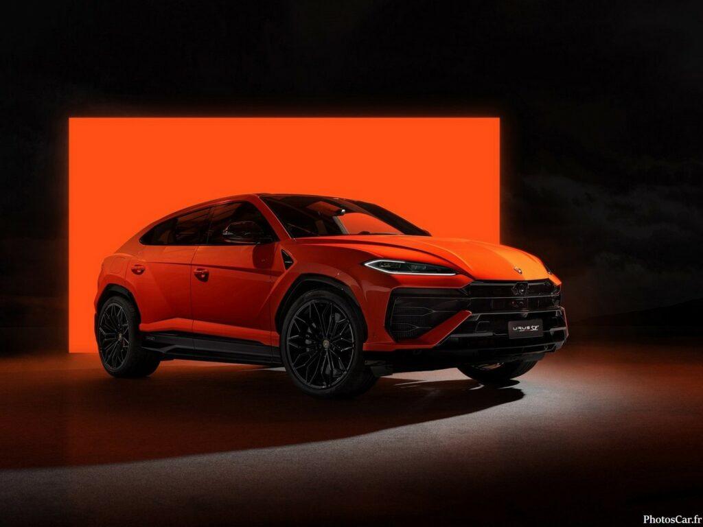 Lamborghini Urus SE 2025