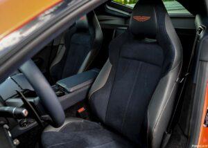 Aston Martin Vantage 2025