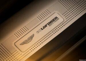Aston-Martin DB12 Édition Goldfinger 2025