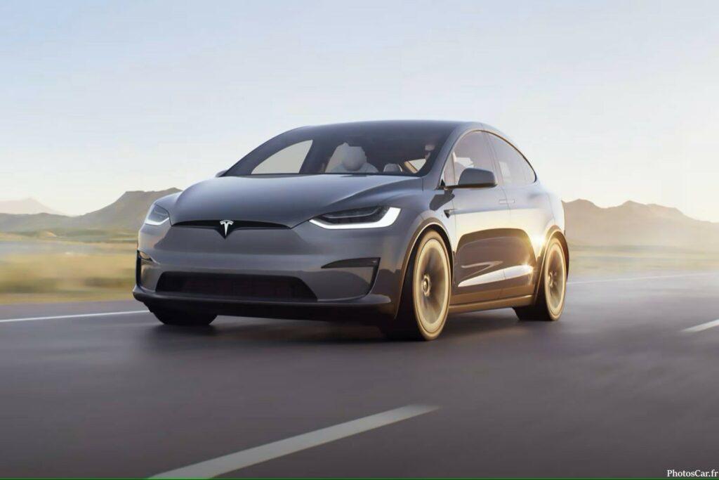 Tesla Model X 2024