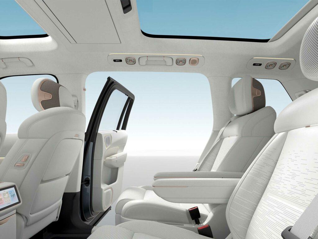 Le Nouveau Lynk & Co 900 2026 : Luxe et Technologie réunis