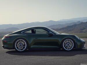 Porsche 911 GT3 Touring Package 2025