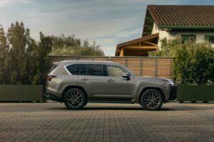 Lexus LX 700h FSport 2025