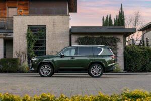 Lexus LX 700h Ultra Luxe 2025