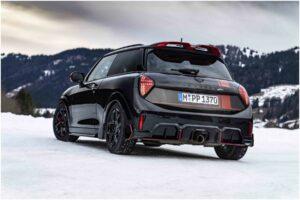 MINI JCW 2025