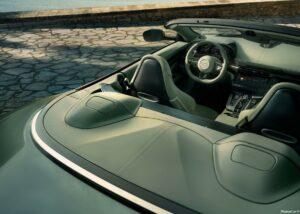 Aston-Martin Vanquish Volante 2026