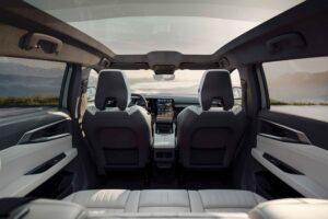 Renault Espace E-Tech 2025