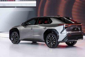 Toyota bZ4X AWD 2026