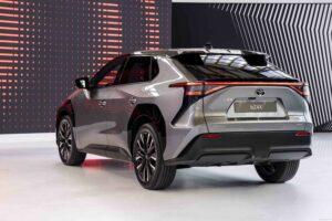 Toyota bZ4X AWD 2026