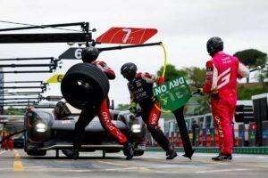 #7 Toyota Gazoo Racing Toyota GR010 - Hybrid