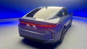 Lexus ES 500e 2026