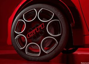 Peugeot e-208 GTi 2026