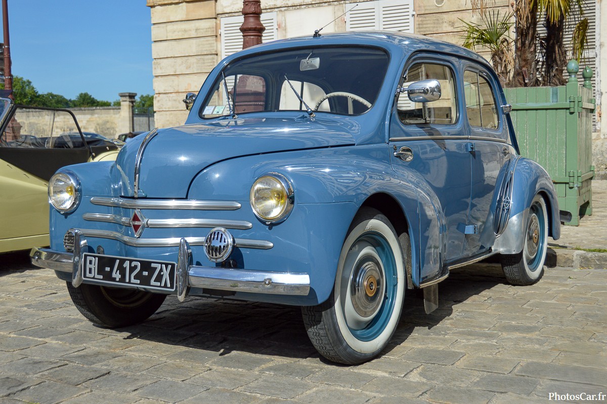Renault 4CV