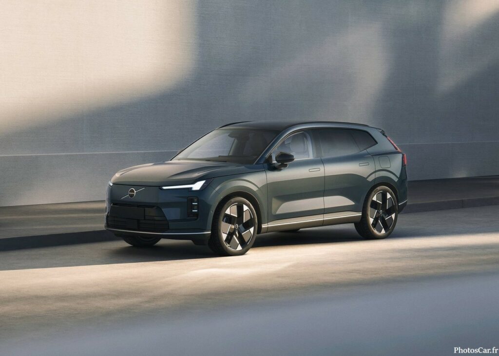 Volvo XC70 PHEV 2026