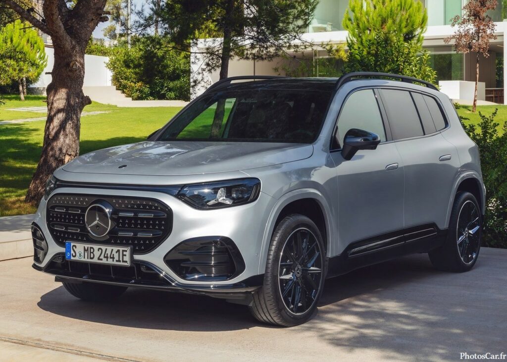 mercedes-benz-glb-2026-le-suv-7-places-qui-red-finit-le-luxe
