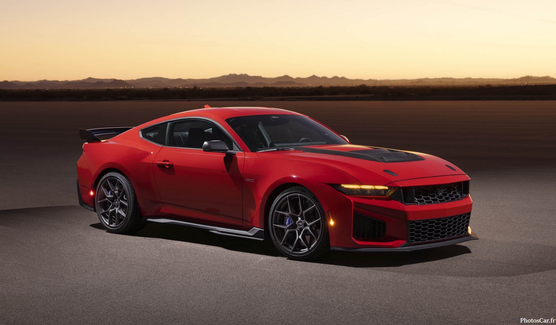 Ford Mustang Dark Horse SC 2026