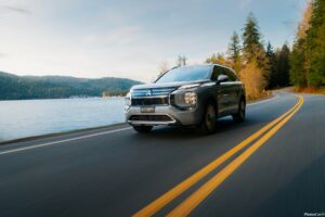 Mitsubishi Outlander PHEV 2026