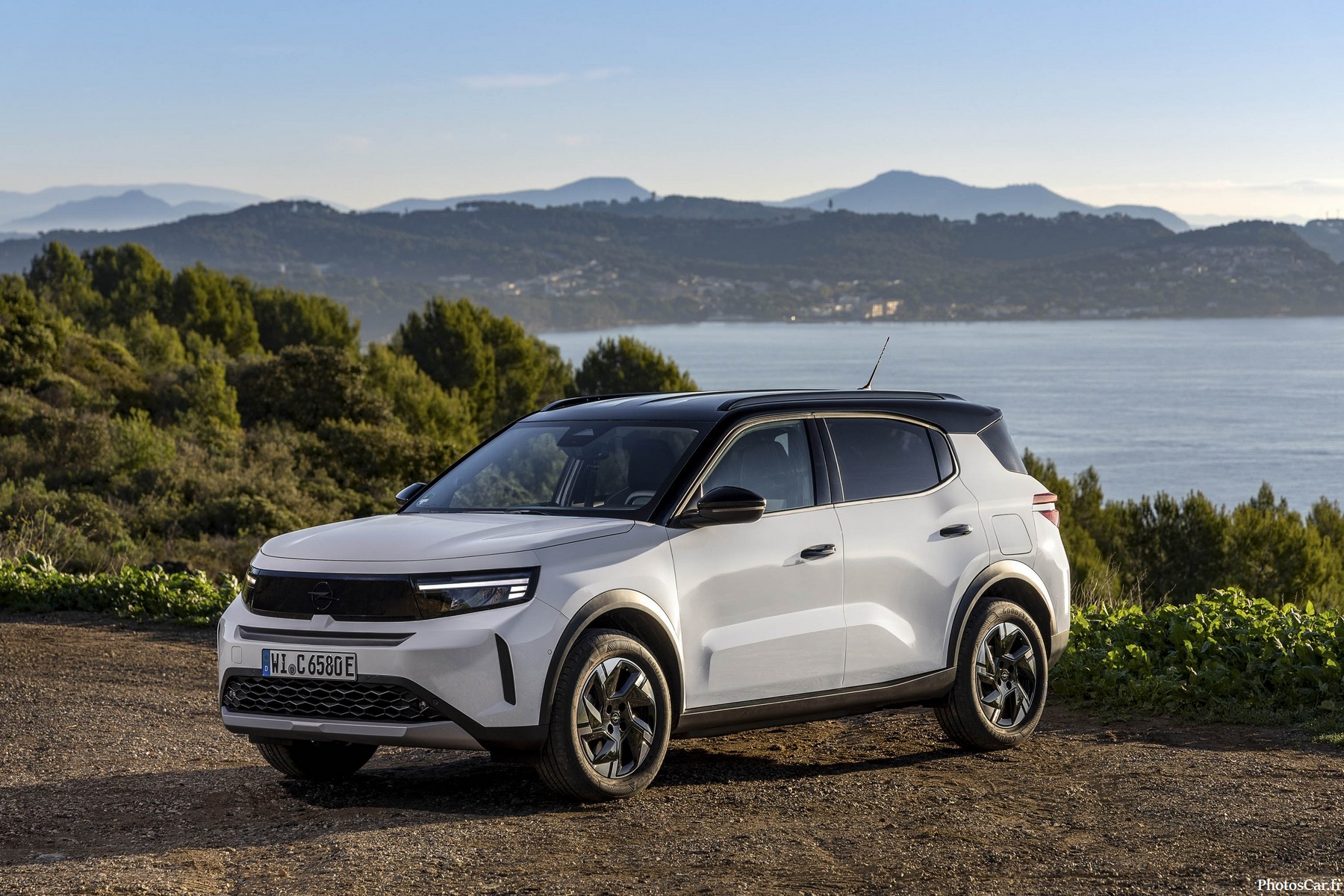 Opel Frontera REEV 2025